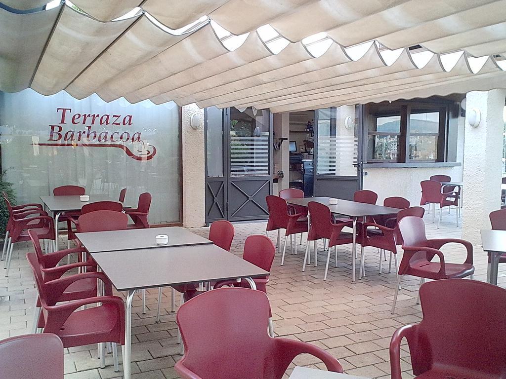 Hotel Restaurante El Tollo 우티엘 외부 사진