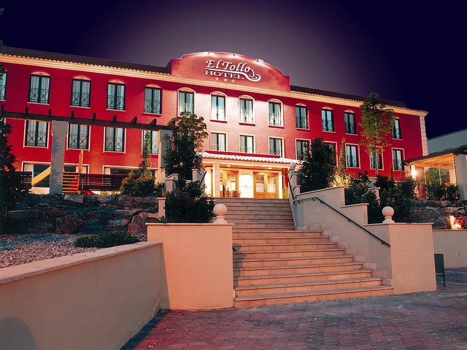 Hotel Restaurante El Tollo 우티엘 외부 사진