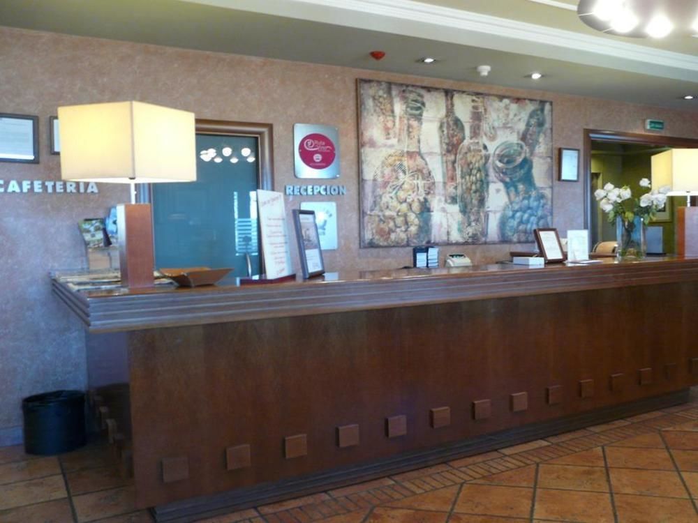 Hotel Restaurante El Tollo 우티엘 외부 사진