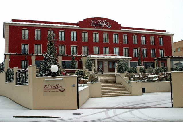 Hotel Restaurante El Tollo 우티엘 외부 사진
